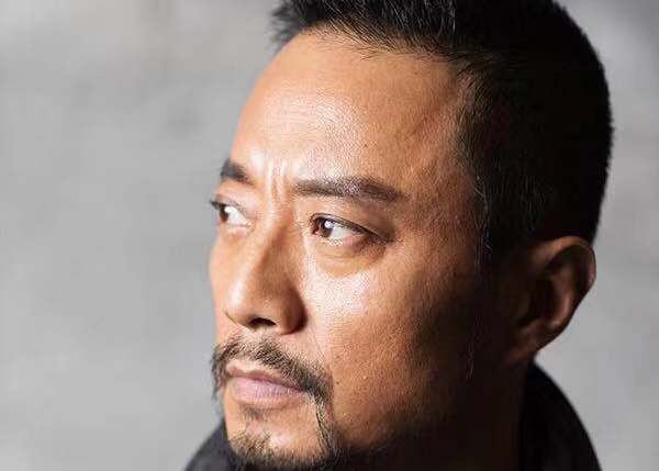 娱乐圈十大硬汉排行榜，第一名竟然是她！