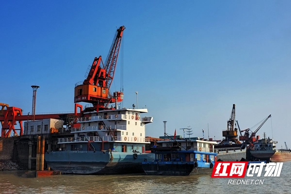 长江中游重要区域中心城市岳阳港连续保留全国文明城市(图2) 岳阳_岳阳属于哪个省_岳阳3517岳阳置业