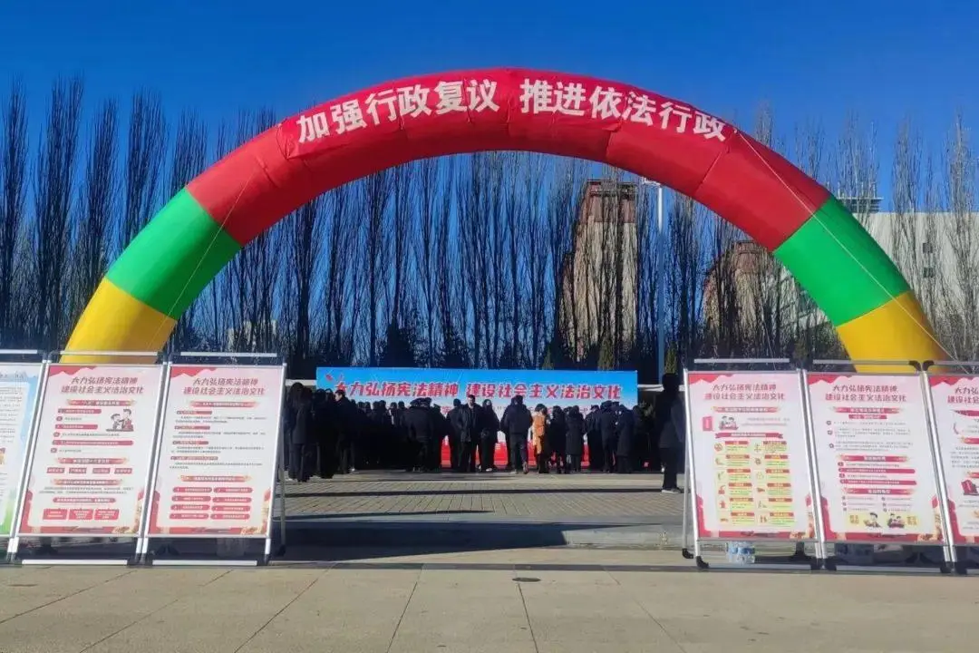 容县专区拆分出玉林（含今贵港）、梧州