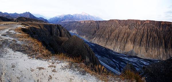 怒江之战_怒江_怒江六库怒江大桥旁