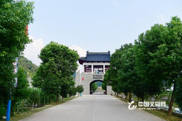 中国男足没能踢进卡塔尔,但义乌制造在世界杯上形成“统治力”(图3) 义乌小商品批发一手货源_义乌开展汽车消费补贴活动_义乌