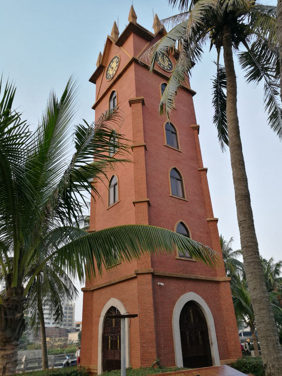 海口钟楼的钟声:历史的回声,诉说至国际化都市的历史(图3) 海口_海口旅游攻略_海口天气