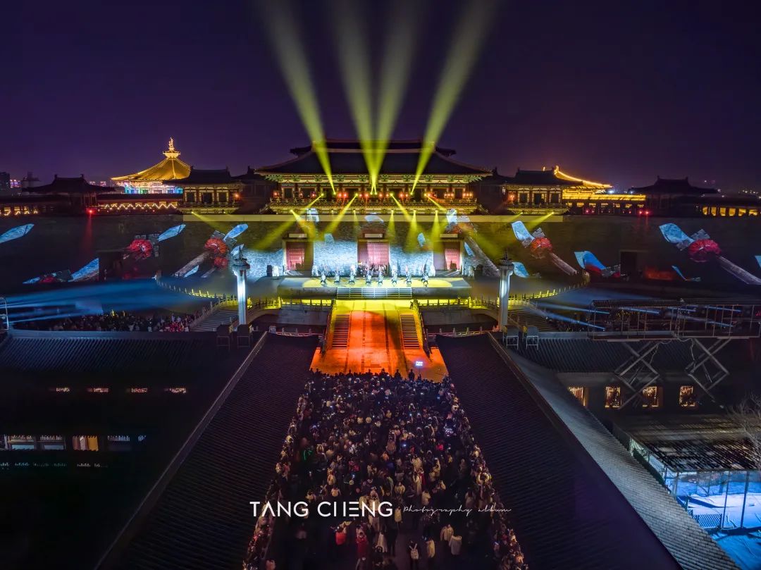 乐动襄阳文旅夜秀场文化惠民公益街演(图2) 新闻襄阳资讯夜场事件_新闻襄阳资讯夜场视频_襄阳夜场新闻资讯