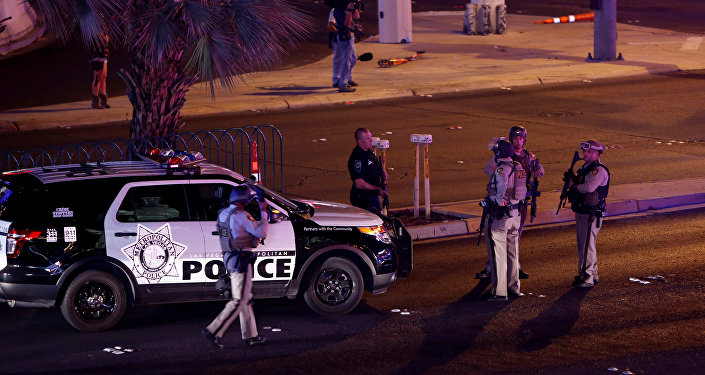 美国拉斯维加斯发生枪击案致20死100多伤