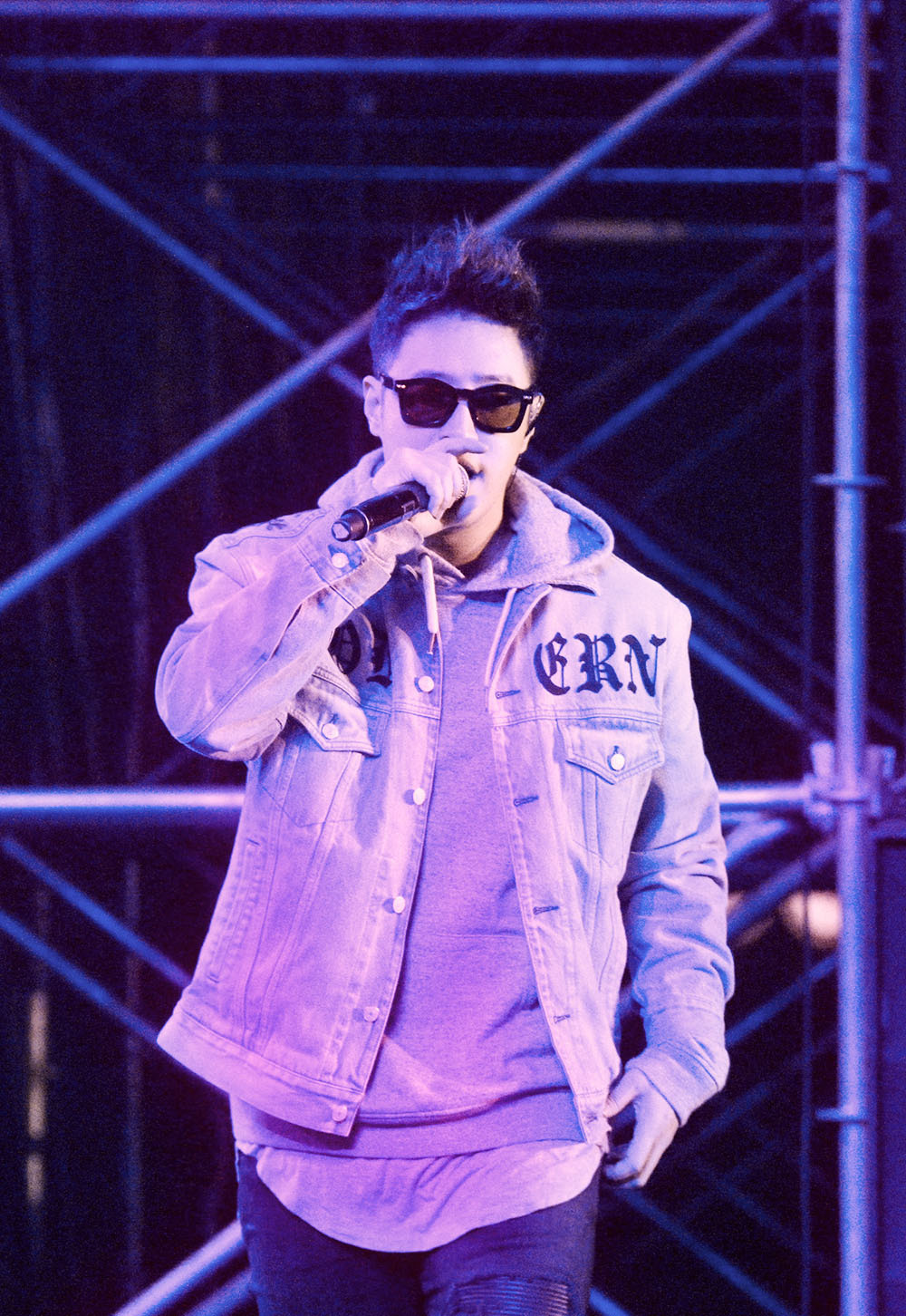 娱乐圈痞帅特质不油腻的男明星,有你吗?(图1) 中国男明星人气排行榜100名_明星男生照片帅气_男明星: