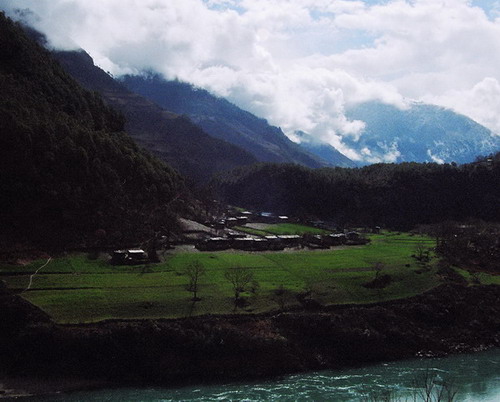 怒江_怒江坝怒江大桥简介_怒江是哪个省