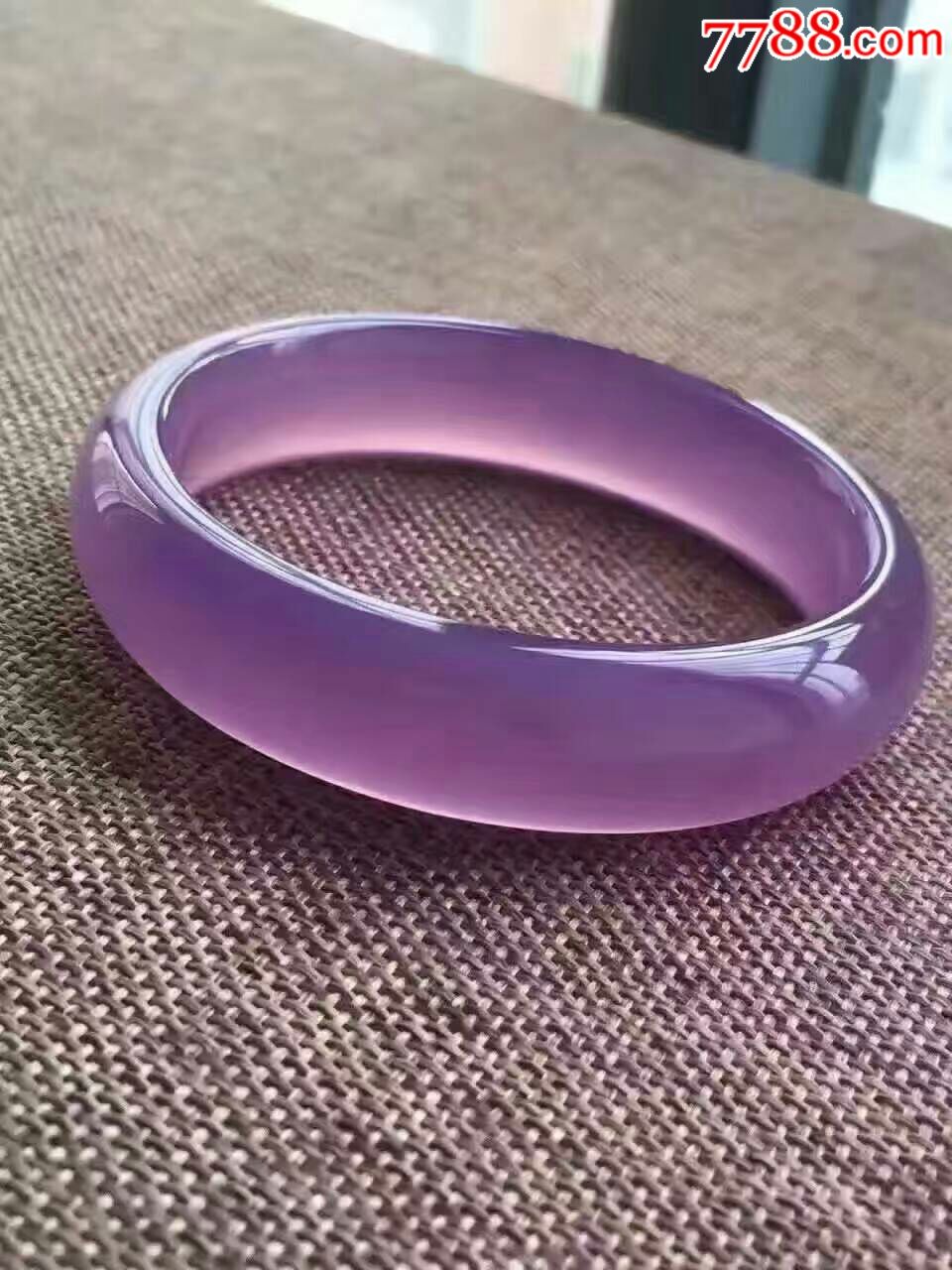 翡翠的质量与产量远远不如缅甸联邦，你知道吗？