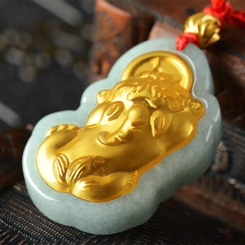 翡翠的瑰宝之一,你了解吗?翡翠百科书(图2) 翡翠的种类翡翠水_翡翠的品种和等级_翡翠: