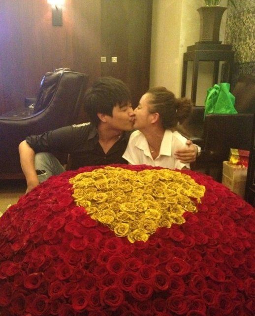 近期传的疑似明星CP你愿意相信哪对是真明星情侣(图2) 绯闻网络操盘手怎么判刑_网络绯闻:_绯闻解释一下