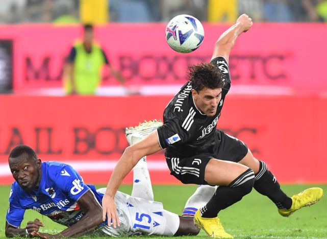 新阵释放活力,体现进攻层次本场比赛对阵阵型(图1) 国足为什么国足叙利亚_国足评论国足_国足: