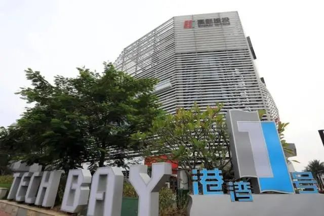 珠海:特区精神逢山开路遇水架桥谱写勇立潮头