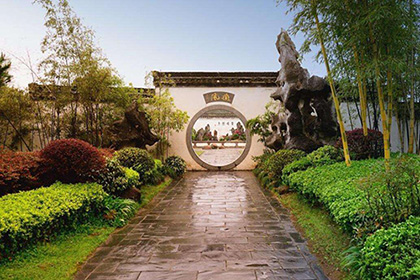 旅游：_旅游景点推荐_旅游热点