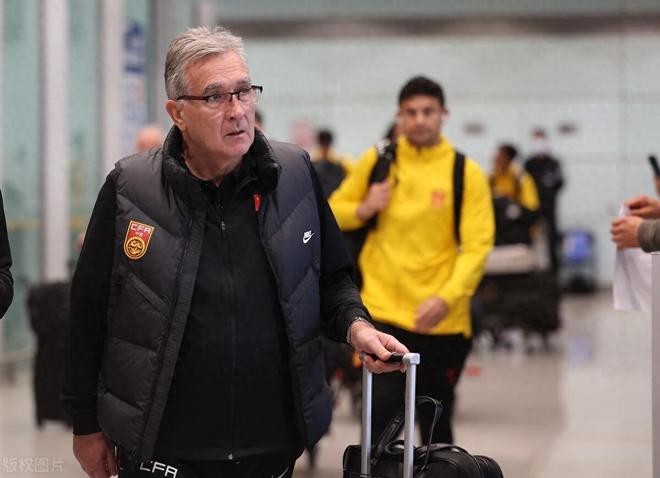 国足走出半场低迷伊万调节功不可没媒体人(图2) 足球:_足球直播_足球即时比分