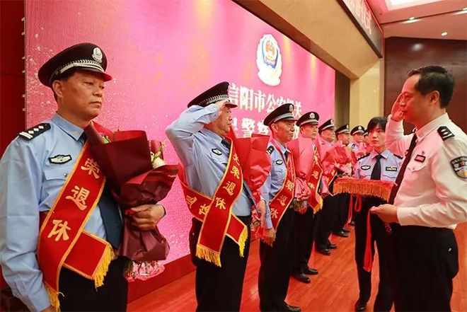 大庆市公安局会战分局治安巡防三大队长门志新获全国公安系统二级英雄模范称号(图2) 大庆油城论坛大庆户外_大庆二手房_大庆