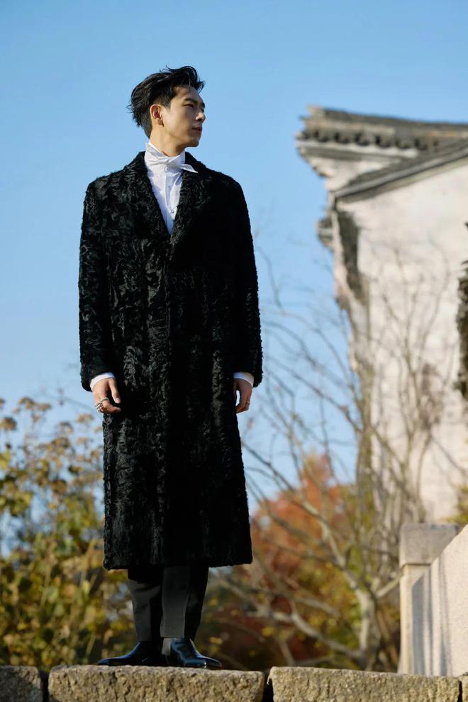 男明星：_明星男演员图片_明星男演员表全部名单