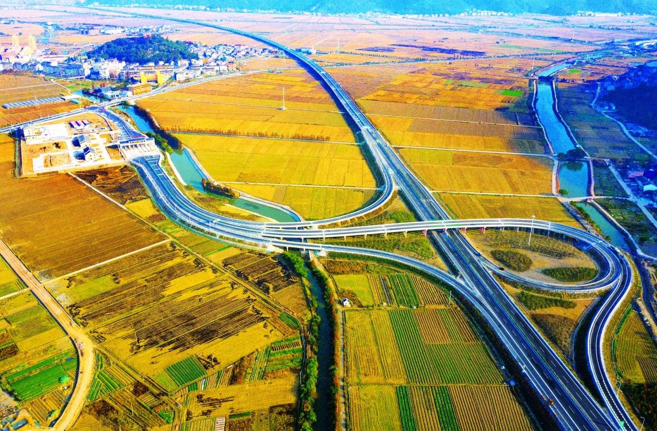 温州市域铁路S3线附属配套工程(瑞安段)施工图设计评审会议举行(图2) 瑞安_瑞安宾馆_瑞安