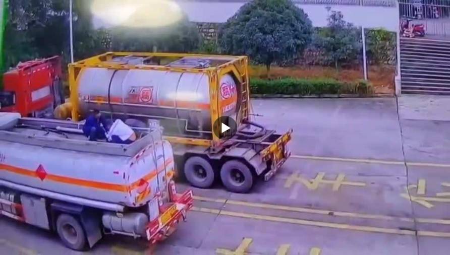 关于大型快递或快运公司架构的一些问题