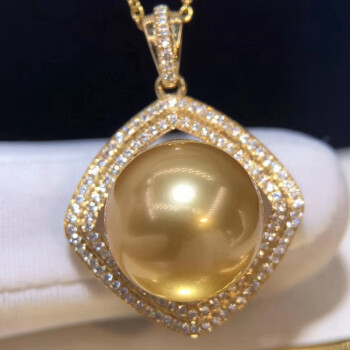 女人如果一辈子只能拥有一件珠宝，必是珍珠