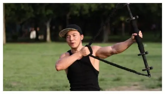 “刘畊宏女孩去哪儿了?”李祥个人健身前后对比图