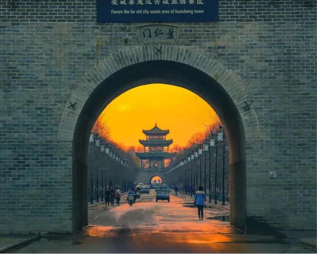 喀什:古丝绸之路的明珠,下一个上海?(图1) 喀什旅游_喀什怎么去喀什机场_喀什