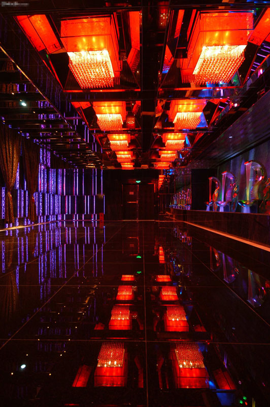 博尔塔拉KTV夜场礼仪模特招聘富豪KTV直招礼仪接待日结包吃住无入职费