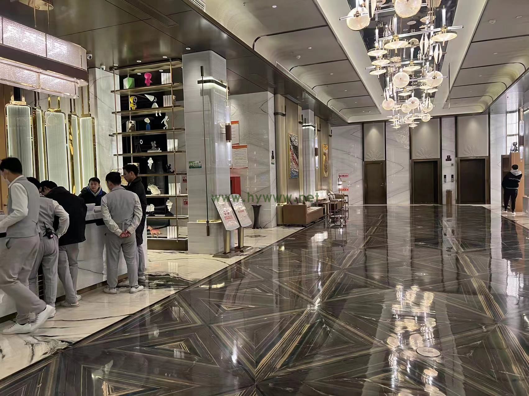 湖北生意稳定的高端商务KTV招聘日结模特佳丽，你还在找工作吗